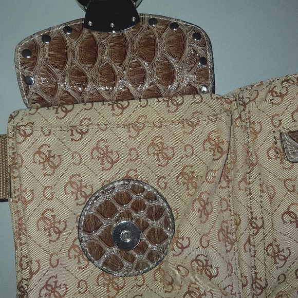 Guess 'Ultra Luxe' Belt Bag - Picture 2 of 3